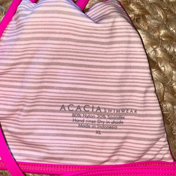 Acacia Swimwear Santorini Top XL and Mentawai Bottom L used - Picture 2 of 5